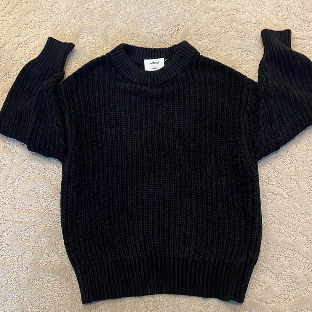 Wilfred soft chenille like black sweater